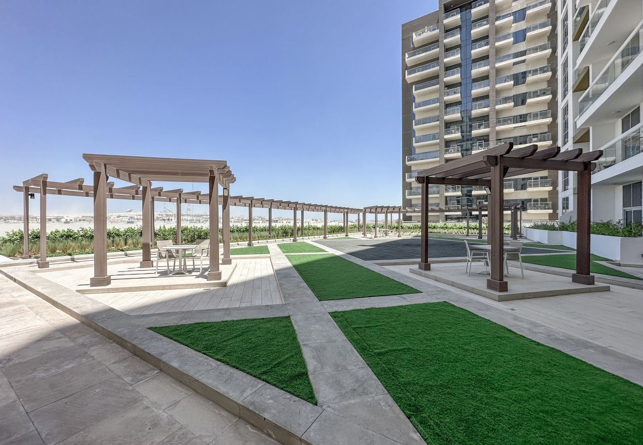 Studio in Dubai - Furjan Chic Stylish Studio Near Metro-17