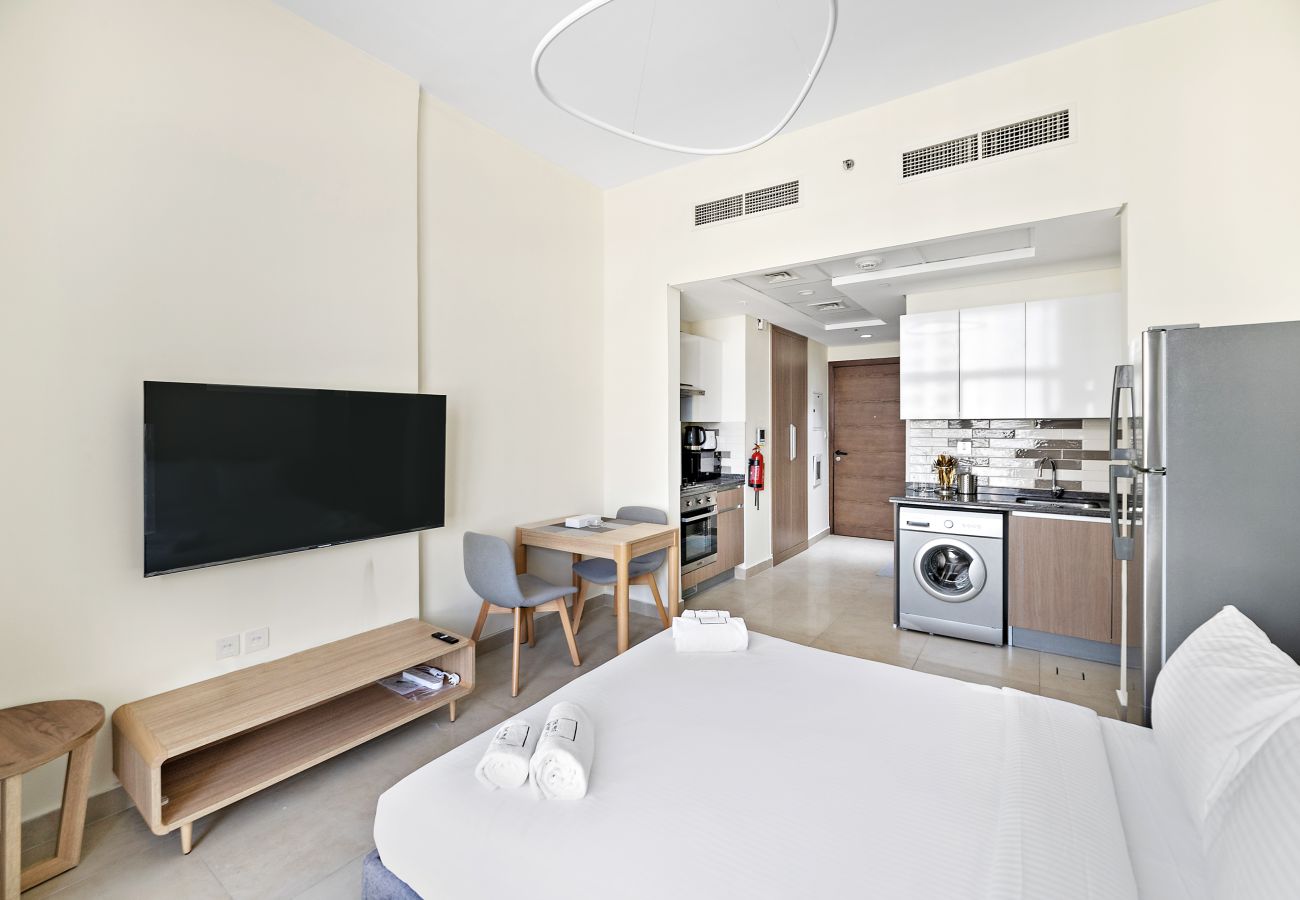 Studio in Dubai - Furjan Chic Stylish Studio Near Metro-17