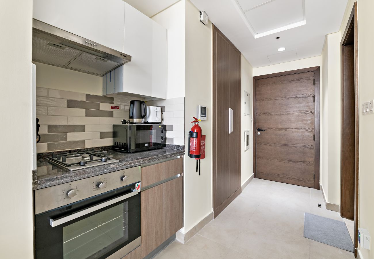 Studio in Dubai - Furjan Chic Stylish Studio Near Metro-17