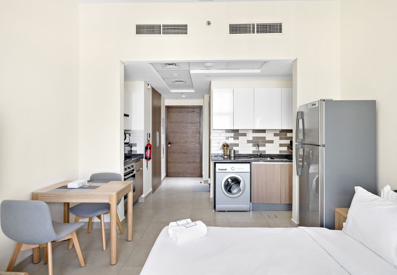 Studio in Dubai - Furjan Chic Stylish Studio Near Metro-17