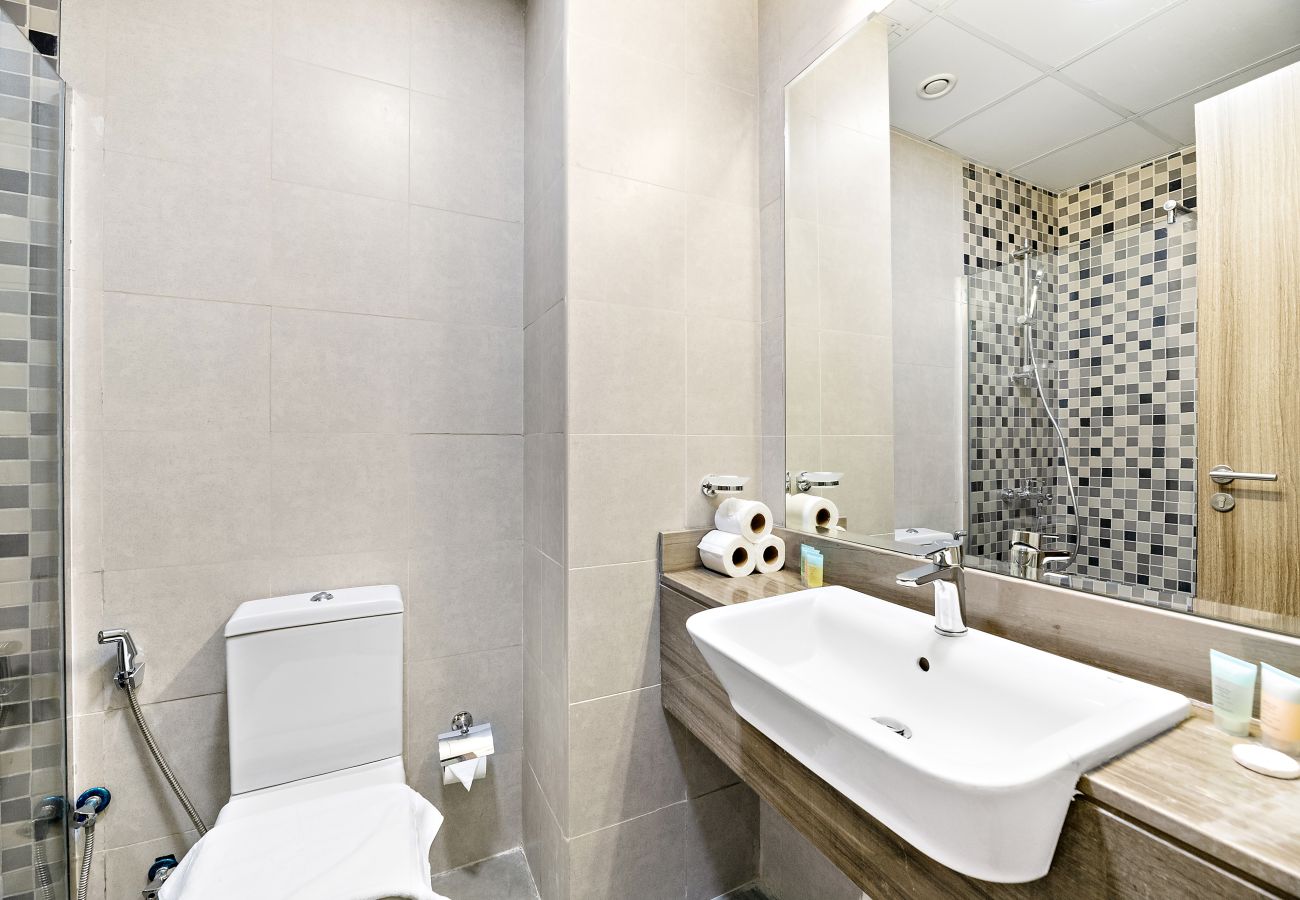 Studio in Dubai - Furjan Chic Stylish Studio Near Metro-17