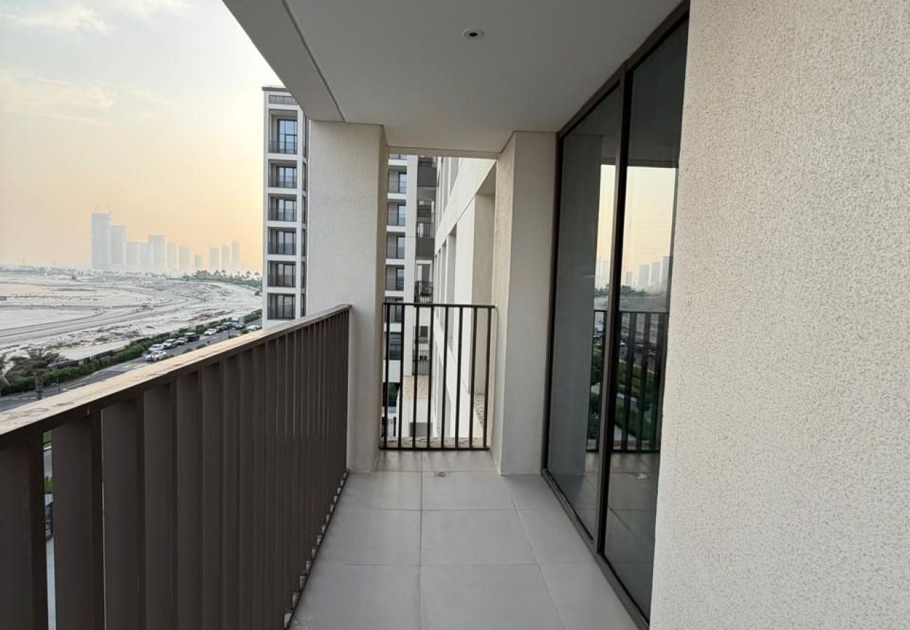 Apartment in Dubai - The Moor Shoreline 2BDR at Creek-03
