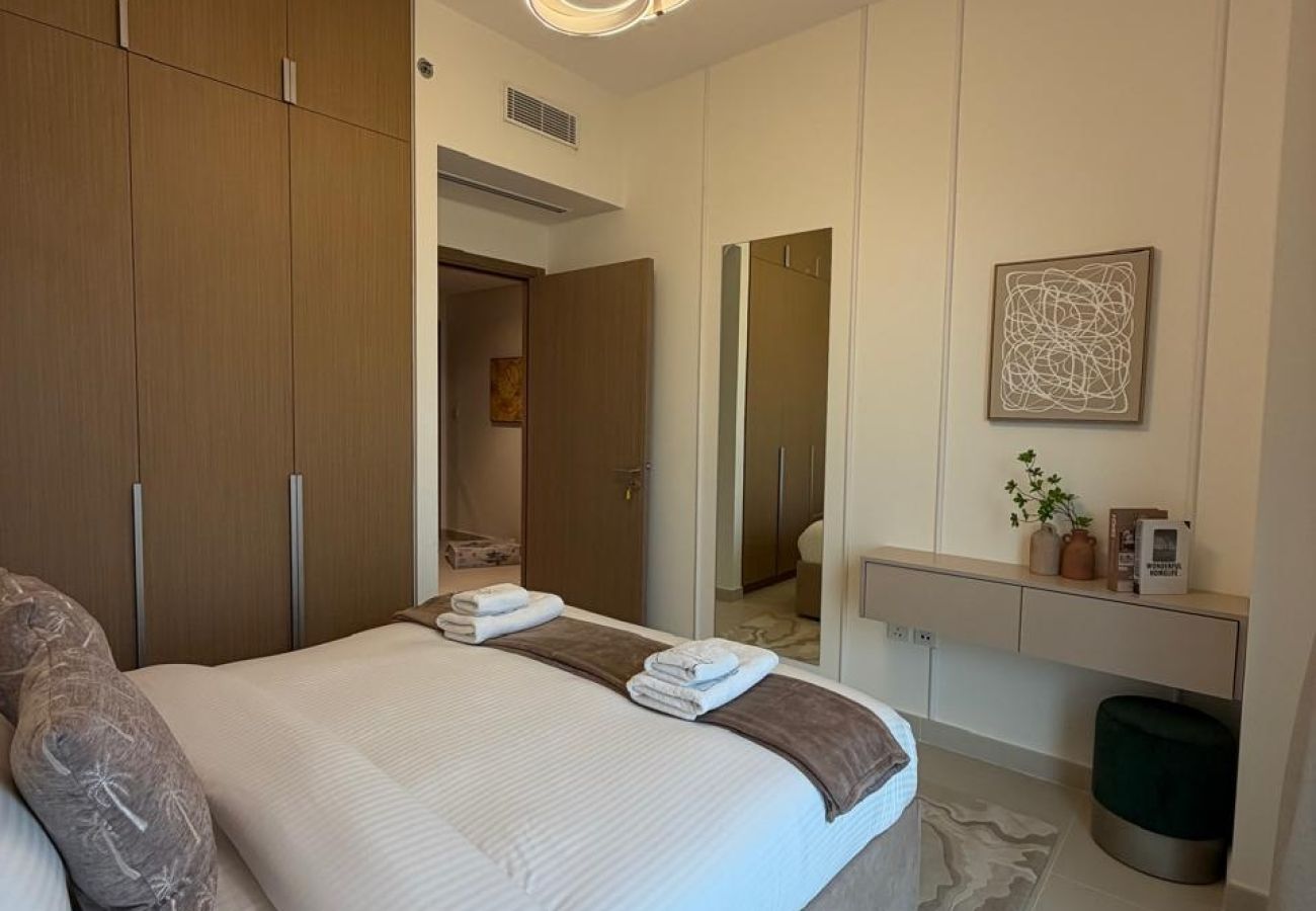 Apartment in Dubai - The Moor Shoreline 2BDR at Creek-03