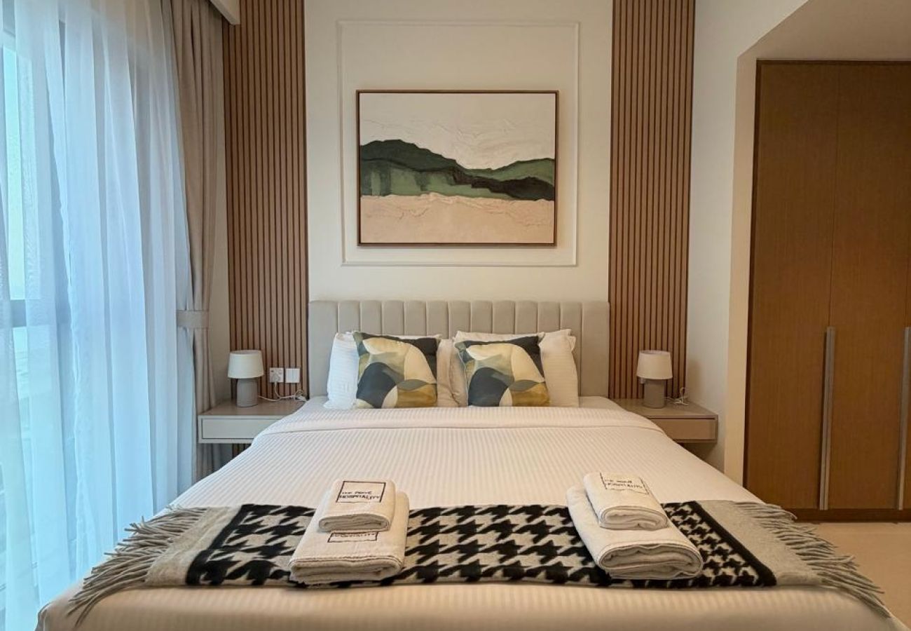 Apartment in Dubai - The Moor Shoreline 2BDR at Creek-03