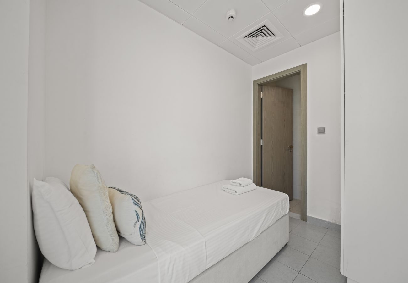 Apartment in Dubai - District One Grand Residence 3BDR-06