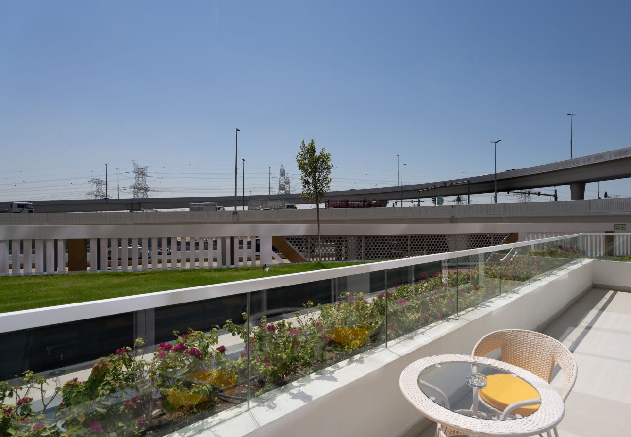 Apartment in Dubai - Harmony Stylish 1BDR+1GR|Sleeps 4|in Gemz-05