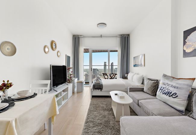 Studio in Dubai - Bloom Heights Prestige Studio w Sofa Bed |Sleeps 4