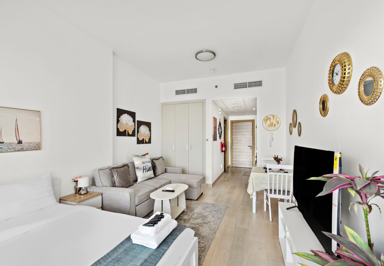 Studio in Dubai - Bloom Heights Prestige Studio w Sofa Bed |Sleeps 4