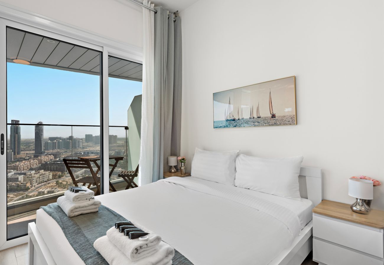 Studio in Dubai - Bloom Heights Prestige Studio w Sofa Bed |Sleeps 4